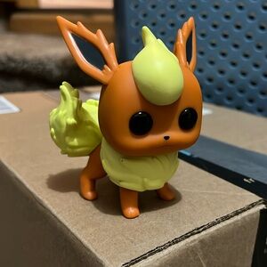 Flareon Pop Funko NO BOX